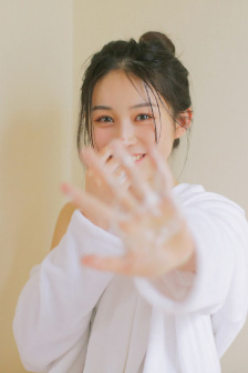 卿本佳人电影